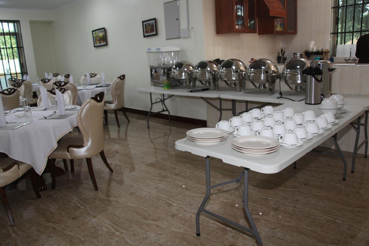 Merves Hotel Arusha Ngoại thất bức ảnh