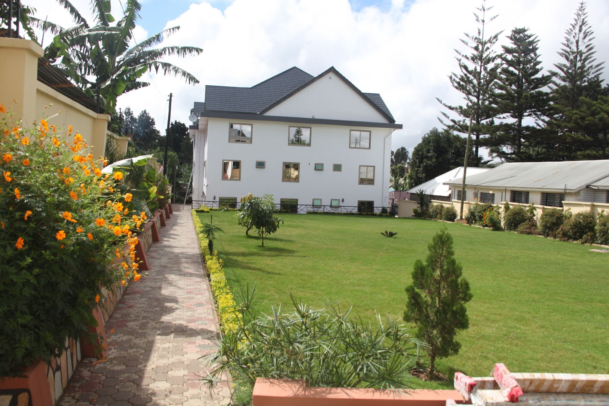 Merves Hotel Arusha Ngoại thất bức ảnh
